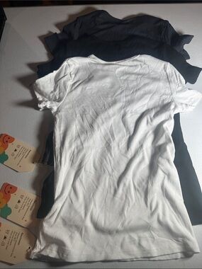 Kids Short-Sleeve Ribbed Tee - White & Black